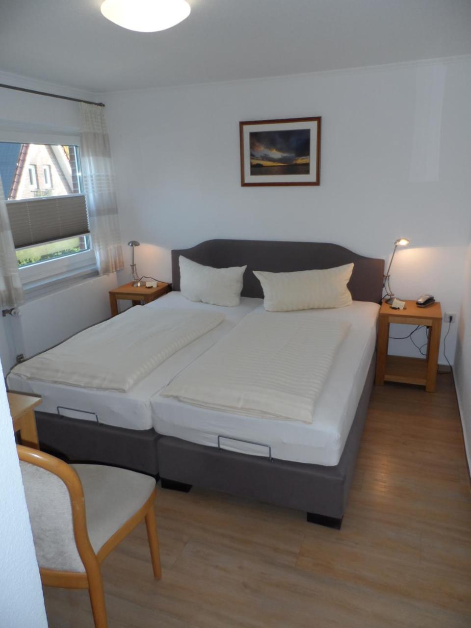 Hotel Waldquelle Аурих Екстериор снимка