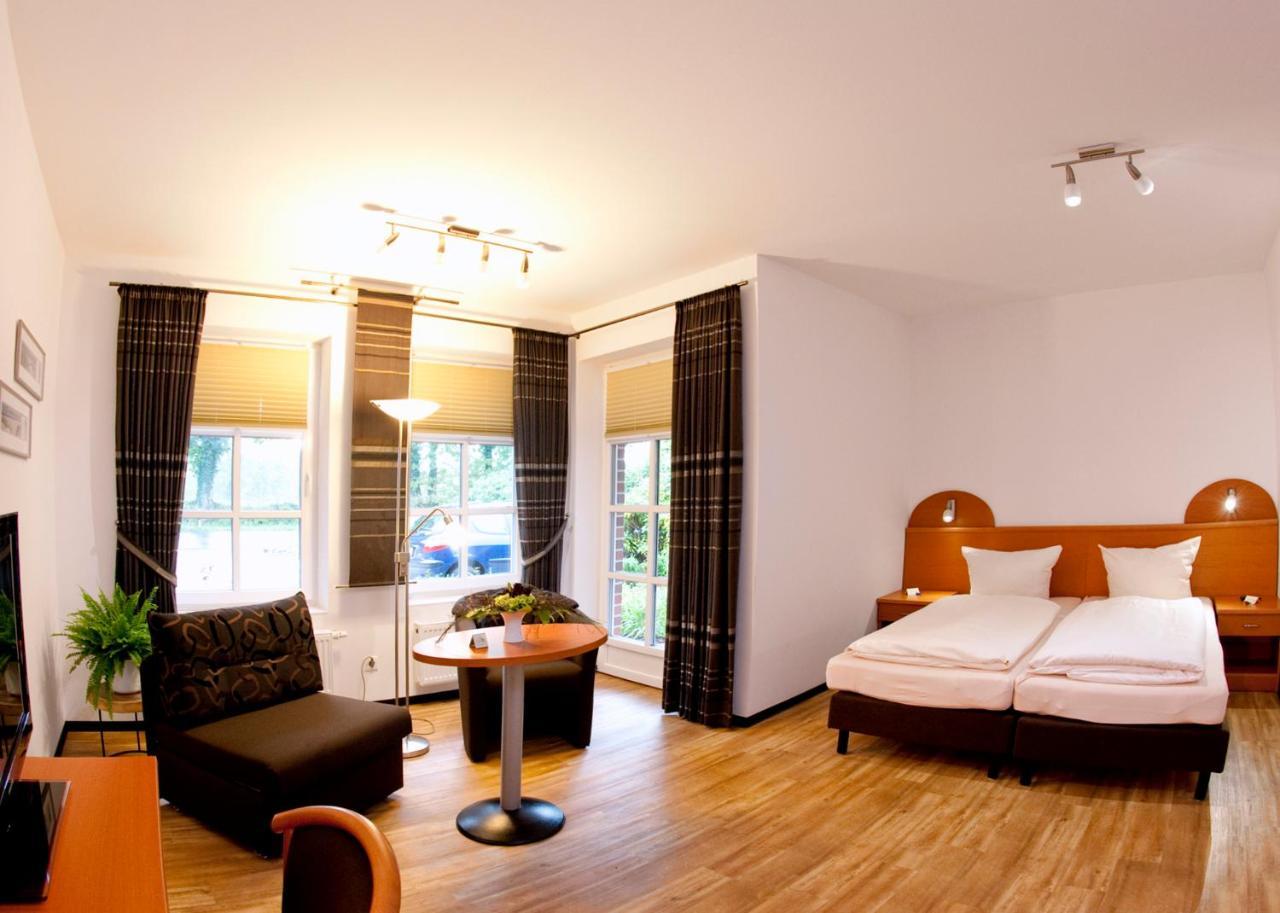 Hotel Waldquelle Аурих Екстериор снимка